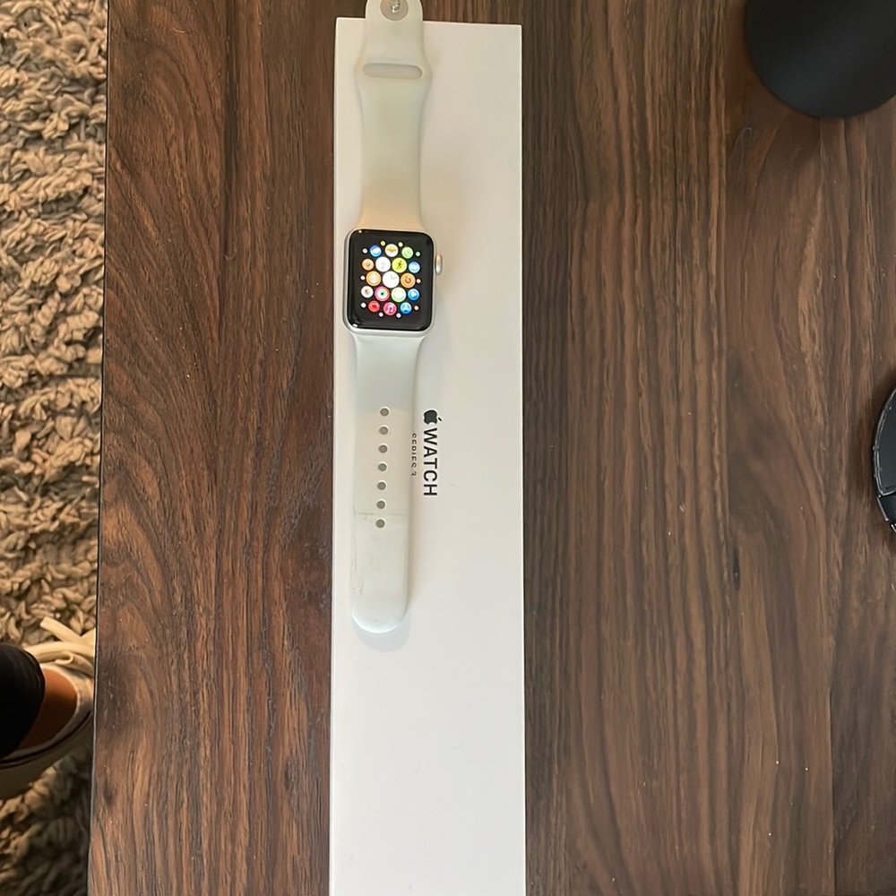 Apple Series 3 Watch 38mm size